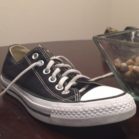 Converse all star shoe - Picture 2 of 4